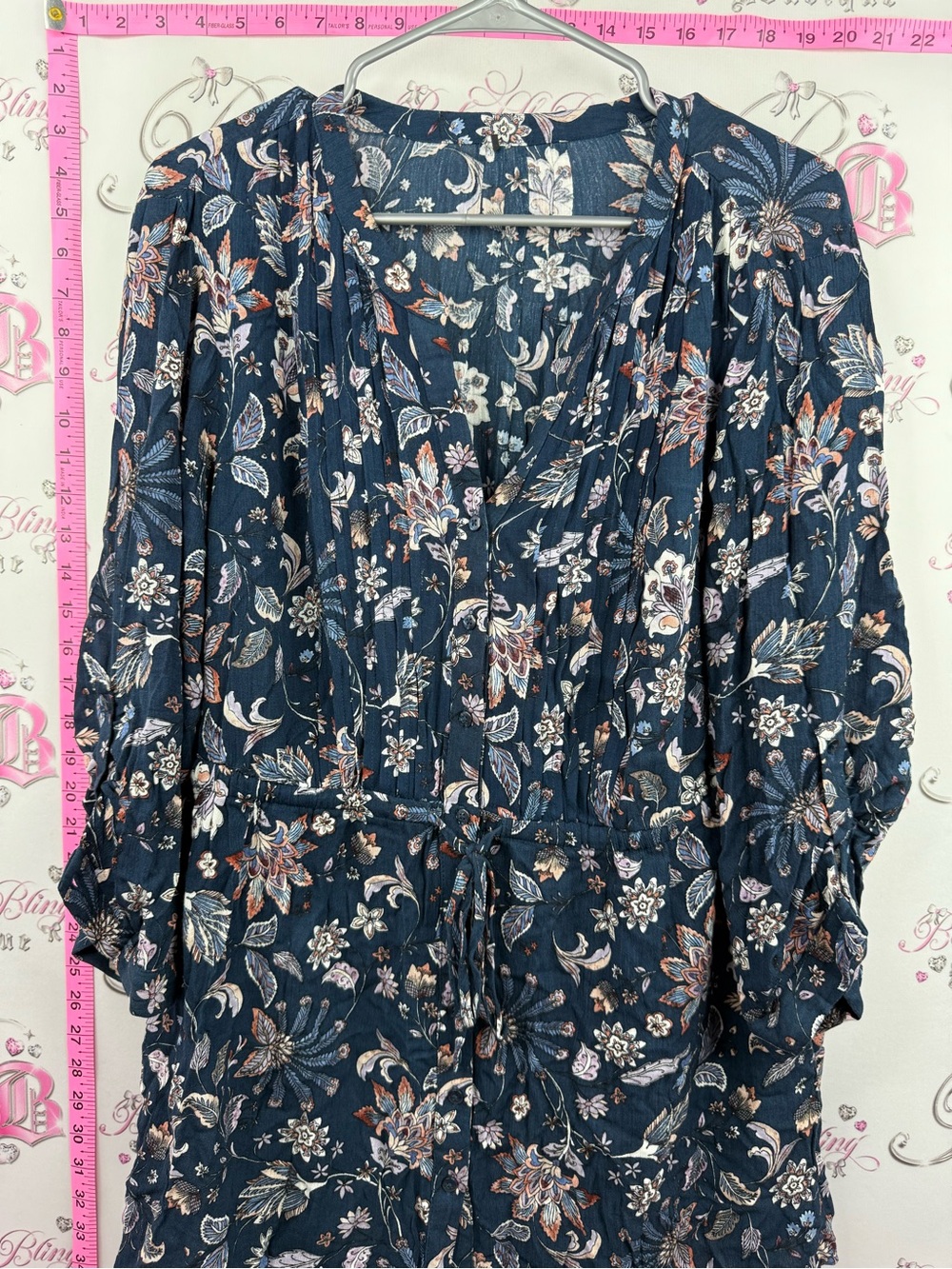 Blouse flowers Women's Navy Floral V-Neck Drawstring Waist Top